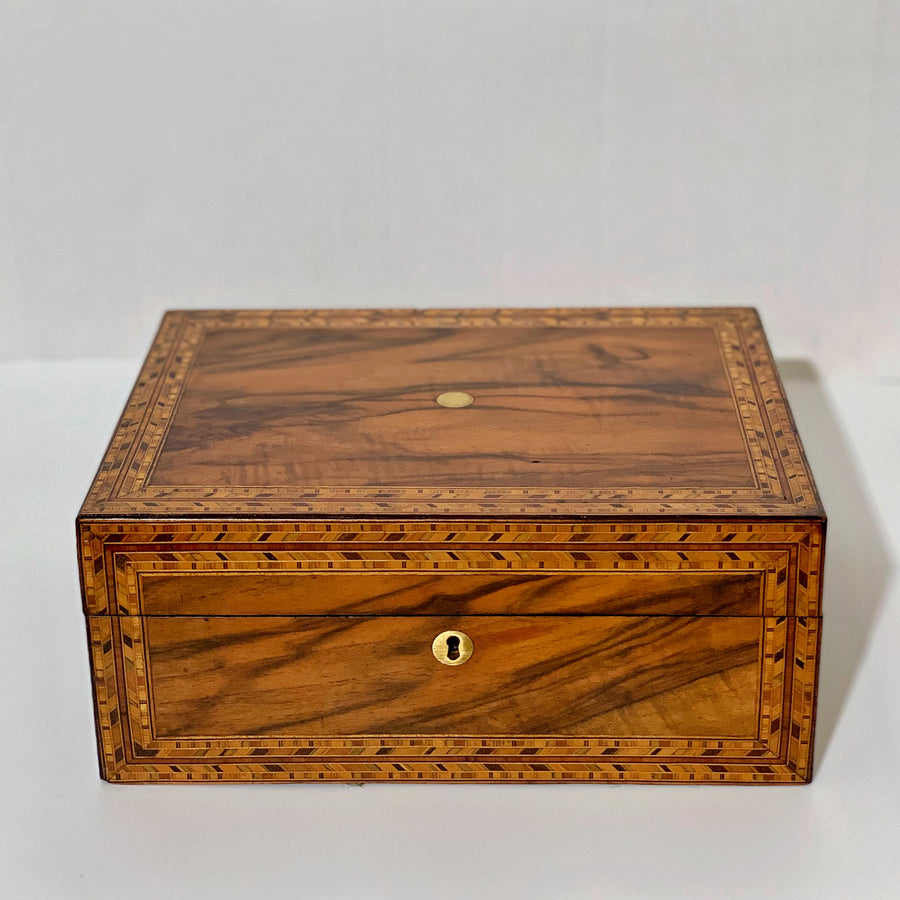 Antique British Tunbridgeware Box B4401